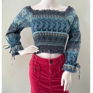 KRU Vintage Y2k Blue Paisley Smocked Long Sleeve Crop Top Blouse size Small